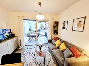 Charming one bedroom with a private terrace